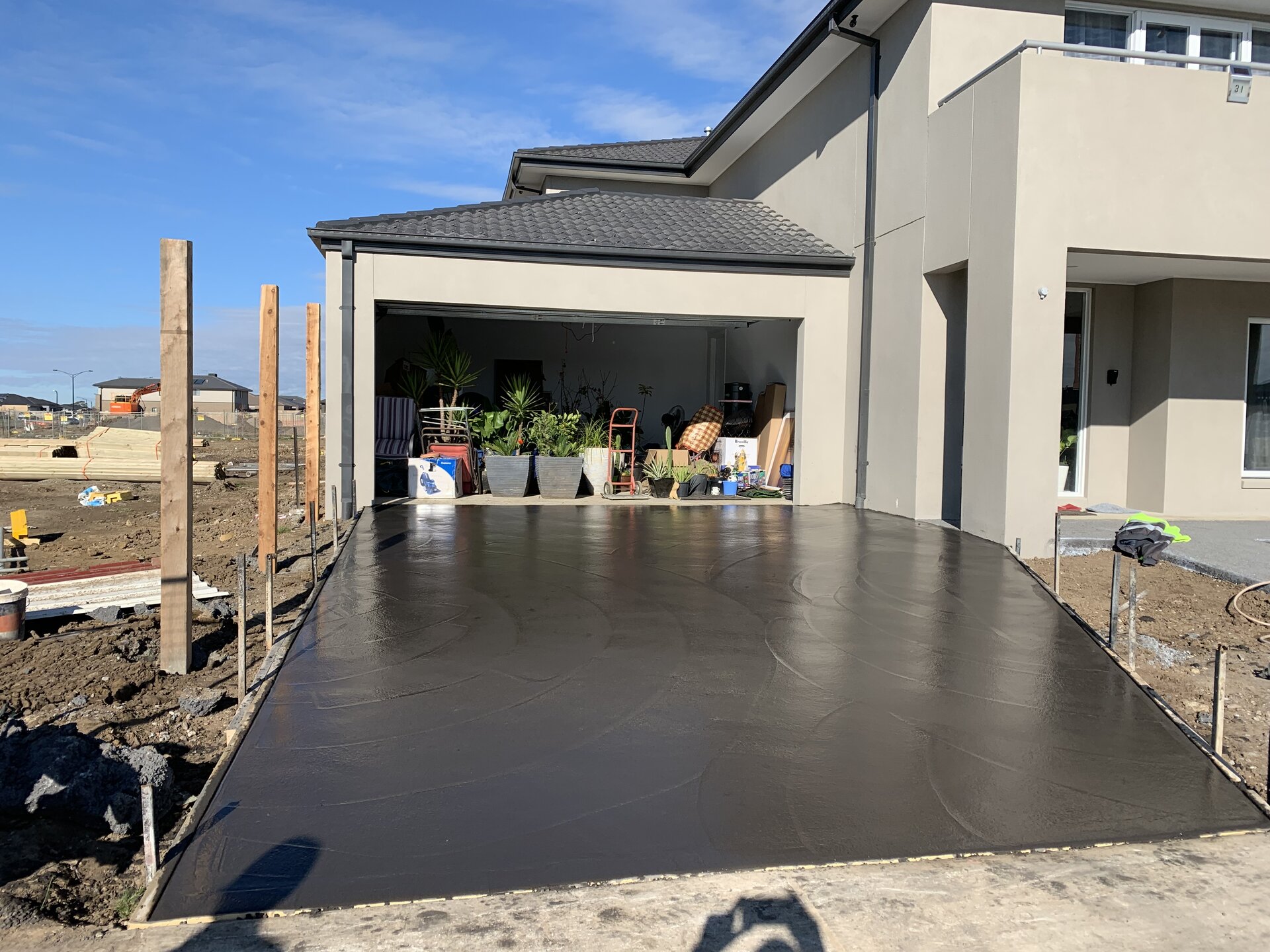 Coloured concrete driveway Melbourne