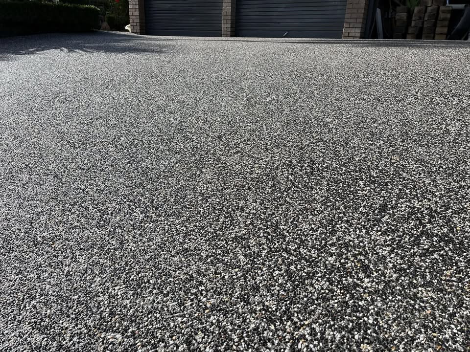 Exposed aggregate driveway